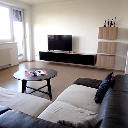 Marguerite Apartment - Parking Including Bratislava Dış mekan fotoğraf